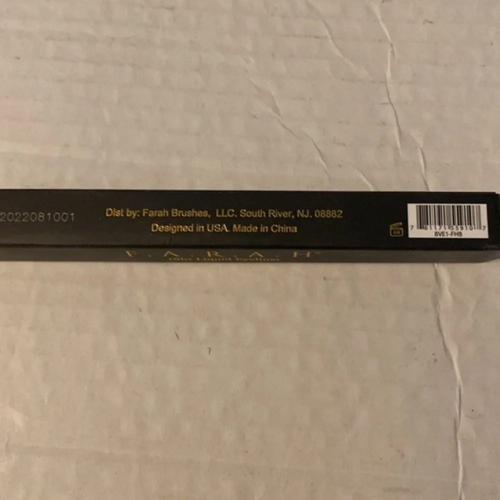 F.A.R.A.H Liquid Eyeliner Black Velvet